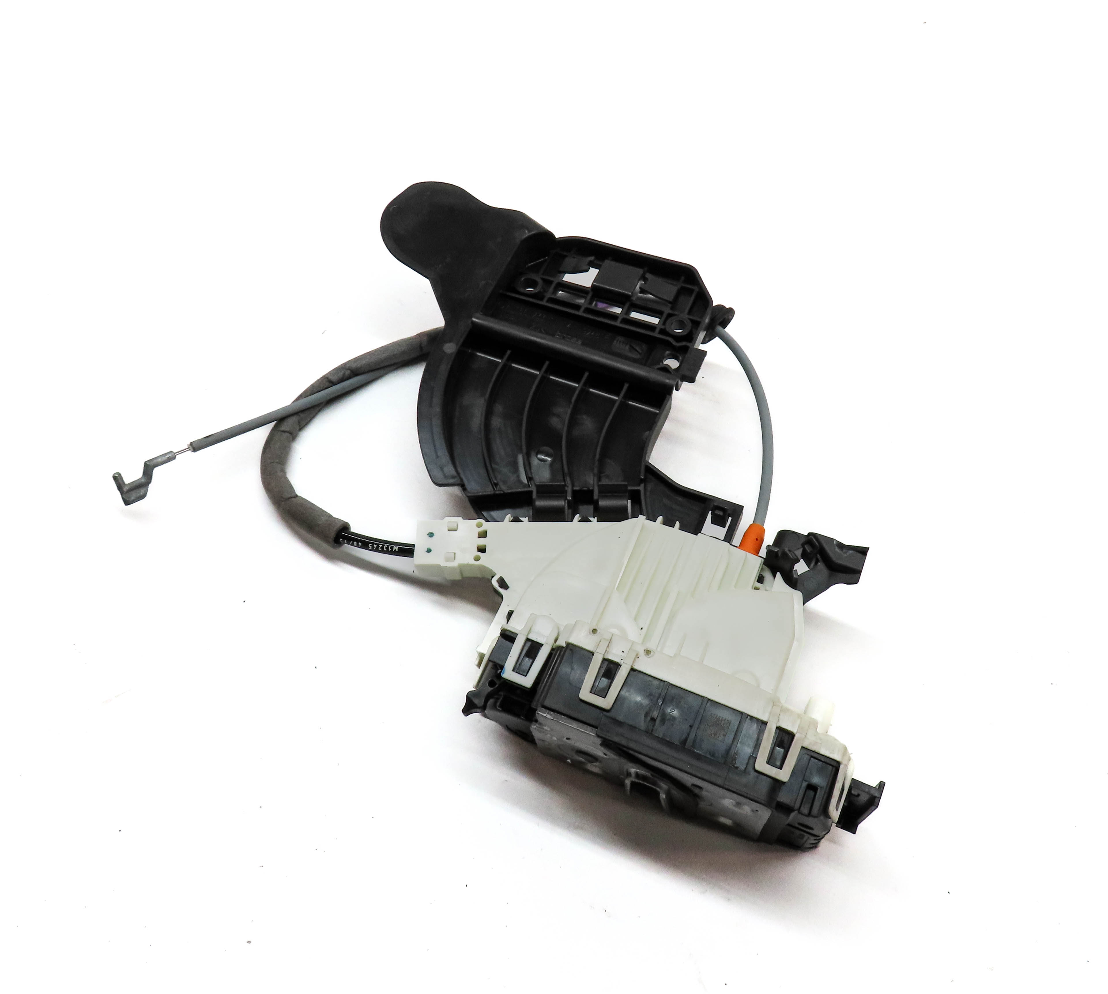11-19 MERCEDES E350 GL350 GL450 GL550 CLK250 GLK350 ML350 LEFT REAR DOOR LATCH — exact item pictured
